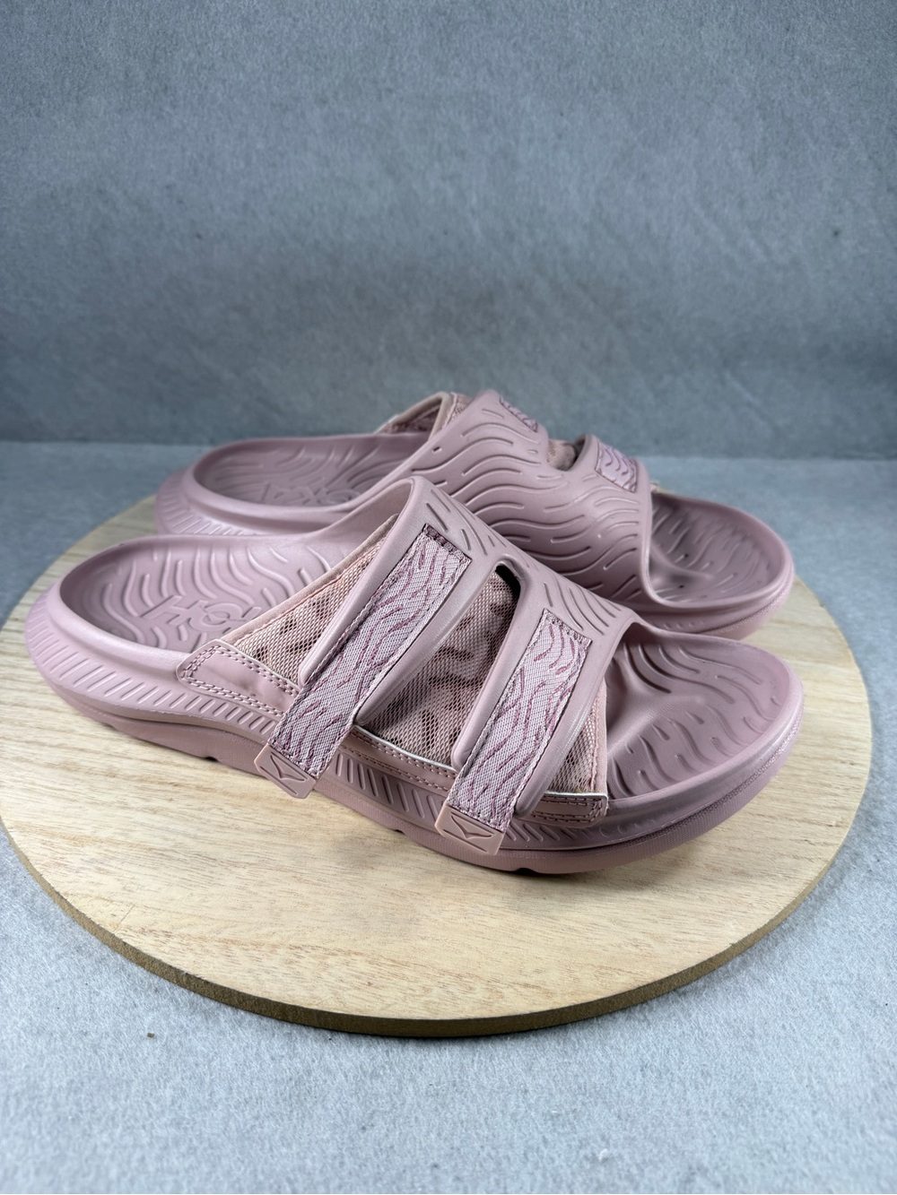 HOKA Ora Luxe Recovery Slides Men’s 9 Women’s 11 Pale Mauve
